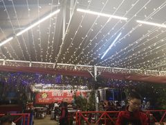 -钢管厂五区小郡肝串串香(蜀都万达店)