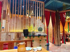 -老滇山寨•云南特色菜•地方菜•民族风情歌舞表演(金碧店)