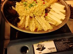 -刘姐啤酒鱼民族演艺餐厅(西街总店)