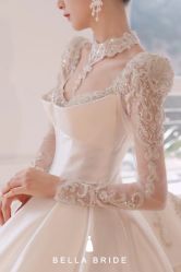 -Lady  Jane高端婚纱礼服馆