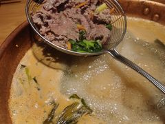 -洱火云南酸菜牛肉火锅(石景山当代商城店)
