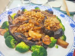 -大鸭梨烤鸭店(金顶街店)