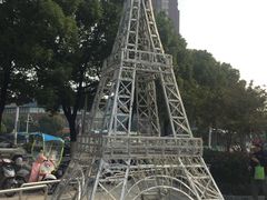 -金轮星光名座生活广场