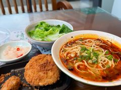 -兵哥豌豆面(雅颂居店)