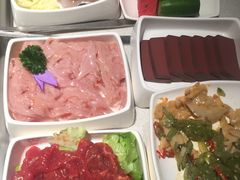 -海底捞火锅鲜切牛肉主题店(长寿路店)