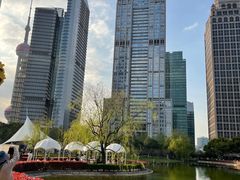 -陆家嘴中心绿地