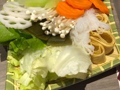 蔬菜小拼盘-鱼酷活鱼烤鱼(恒隆广场店)