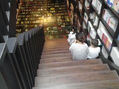 android_upload_pic-钟书阁(松江泰晤士小镇店)