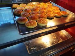 -香港元朗荣华月饼(十八甫路店)