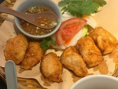 -大头虾越式风味餐厅(光明广场店)