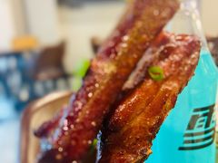 烟薰大排-陈员外正宗夹江烧烤(广福路店)