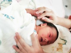 -萧乐母婴·住家月嫂·育婴师
