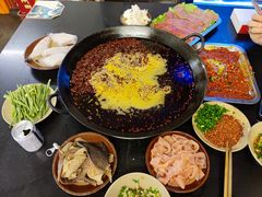 -岗上渣渣老火锅(两路口店)