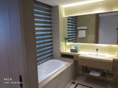 -兴芮温泉度假区