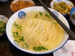 鸡汤银丝面-新万鑫银丝面·非遗无锡味(惠山古镇店)