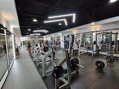 -健变健身俱乐部(前海天虹商场店)