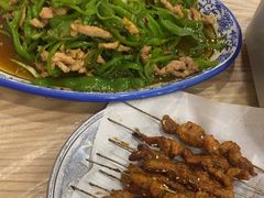 -江城燕子大排档(江汉路步行街店)