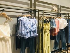 -URBAN REVIVO(佛山南海万达广场店)