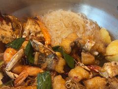 -七欣天香辣蟹火锅(闵行浦江欢乐颂店)