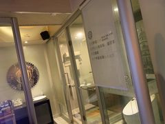 -喜鹊愉家酒店(郑州曼哈顿博览中心地铁站店)