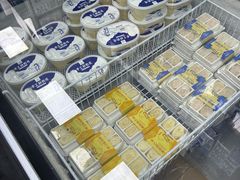 -正飞鲜奶(吐鲁番路店)