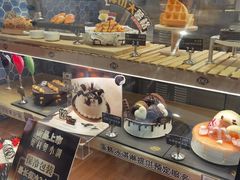 面包甜点陈列柜-DQ·蛋糕·冰淇淋(万象城店)