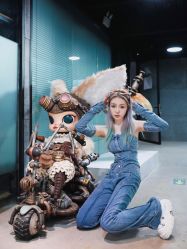 -变画·发型STUDIO