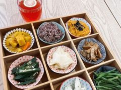 走进哈佛大学的蟹黄饭-轻蔬不用等·素食(江苏路店)