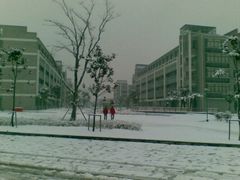 -江苏省惠山中等专业学校