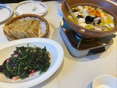 -湘阅•威海海鲜•湖南味道(华宝店)