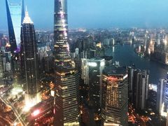 -陆家嘴空中步行连廊