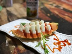 -玖月时尚泰式餐厅