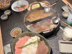 -三出山火锅(南京万象天地店)