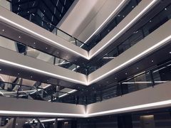 -上海滴水湖皇冠假日酒店