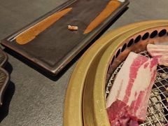 -铭牛烧肉·和牛海鲜自助(高新月牙湖店)