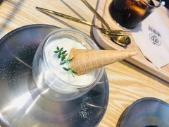 -ZING COFFEE 镜咖啡