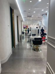 -Kraemer Paris  苏豪路易士·嘉玛发廊