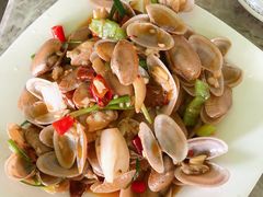 -四川小胡子海鲜(丁村万人海鲜广场店)