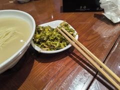 雪菜肉丝浇头-老半斋(福州路店)