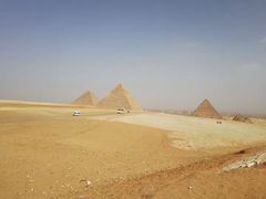 -吉萨金字塔群