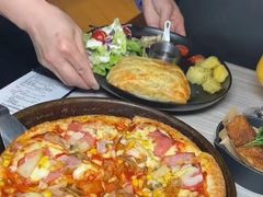 -必胜客(WOW万隆店)