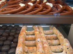 -Dough&Joe团憩(瑞虹天地月亮湾店)