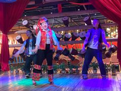 -老滇山寨•云南特色菜•地方菜•民族风情歌舞表演(金碧店)