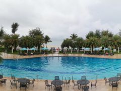 户外泳池之一-惠州金海湾嘉华度假酒店