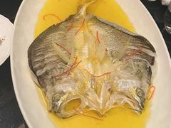 -杭州西子湖四季酒店·金沙厅