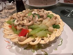 -深圳国际会展中心希尔顿酒店(前海华发冰雪世界店)