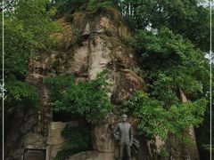 -鹅岭公园瞰胜楼