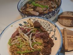 -镇南锅盖面馆(解放路店)