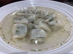 荠菜馄饨-百事佳烧鸭牛腩(上海虹桥站店)