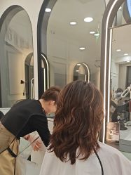 -丁和李朴美发沙龙